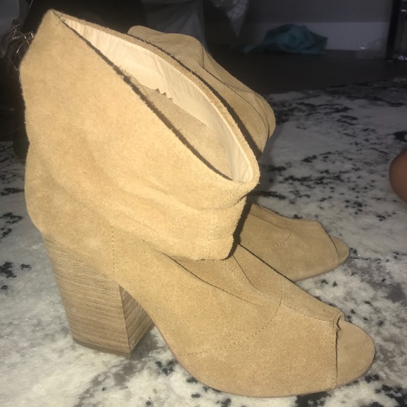 Chinese Laundry Booties - Picture 4 of 4